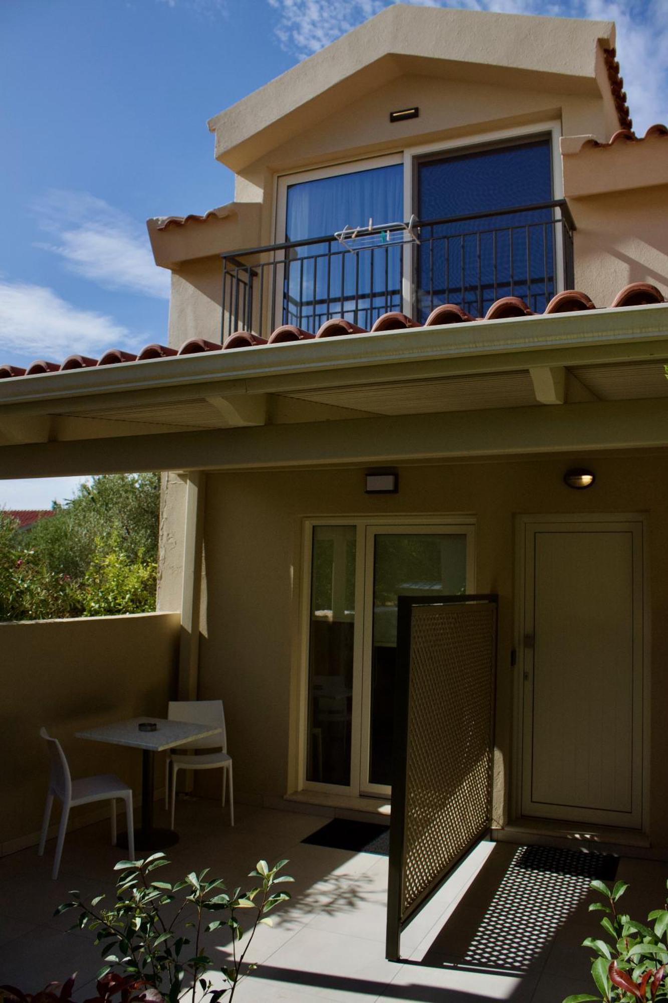 לאסי Makris Yialos Apartments מראה חיצוני תמונה
