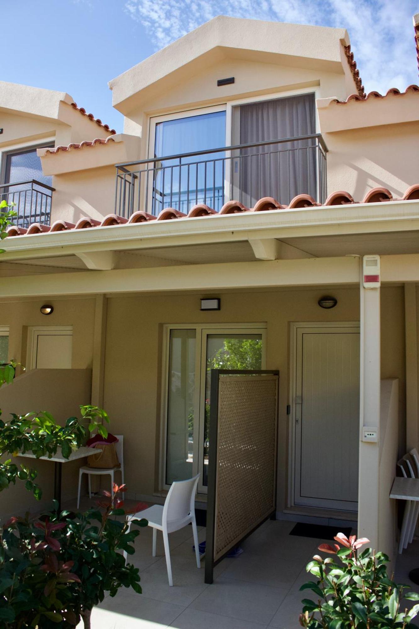 לאסי Makris Yialos Apartments מראה חיצוני תמונה