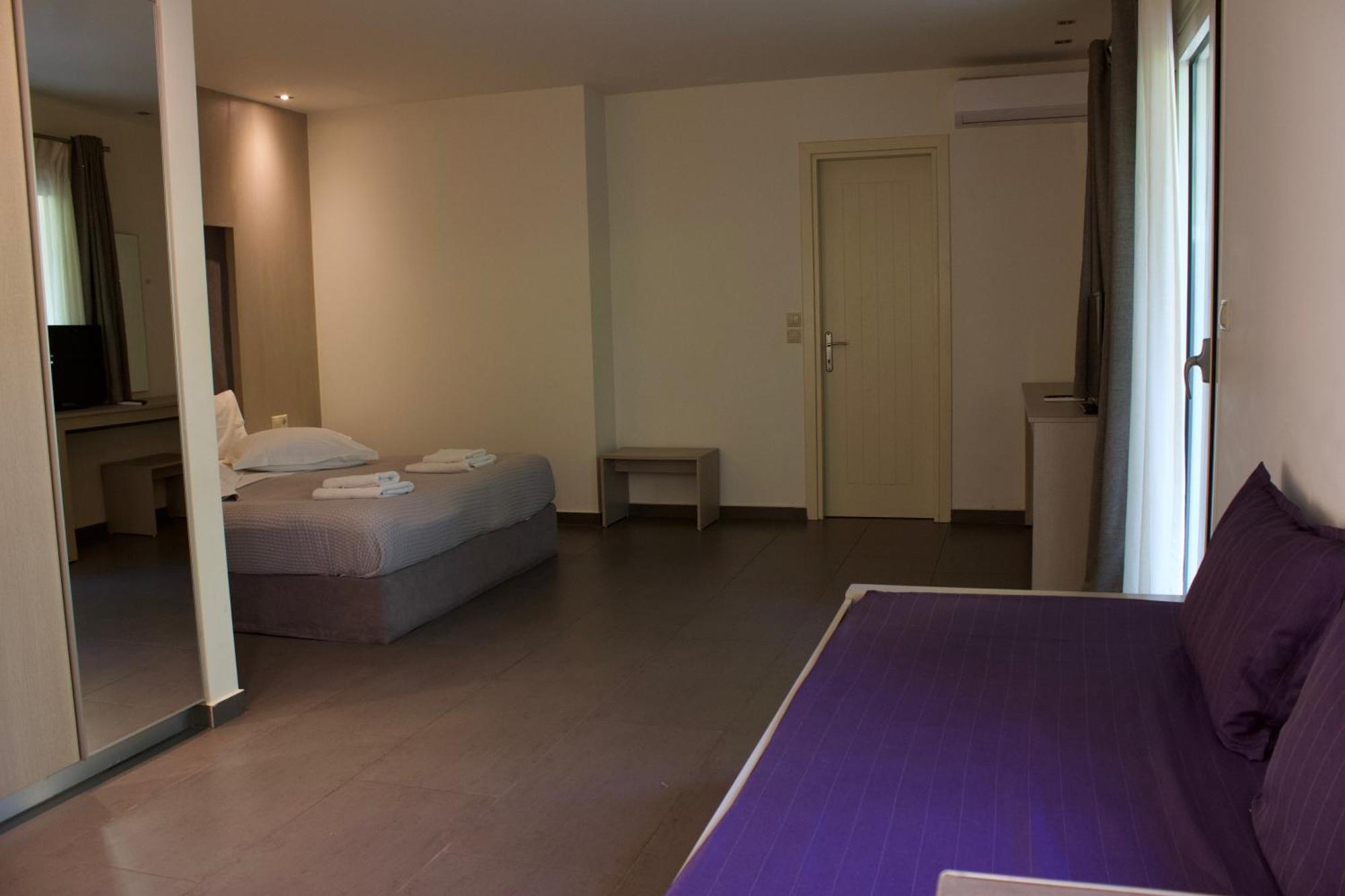 לאסי Makris Yialos Apartments מראה חיצוני תמונה
