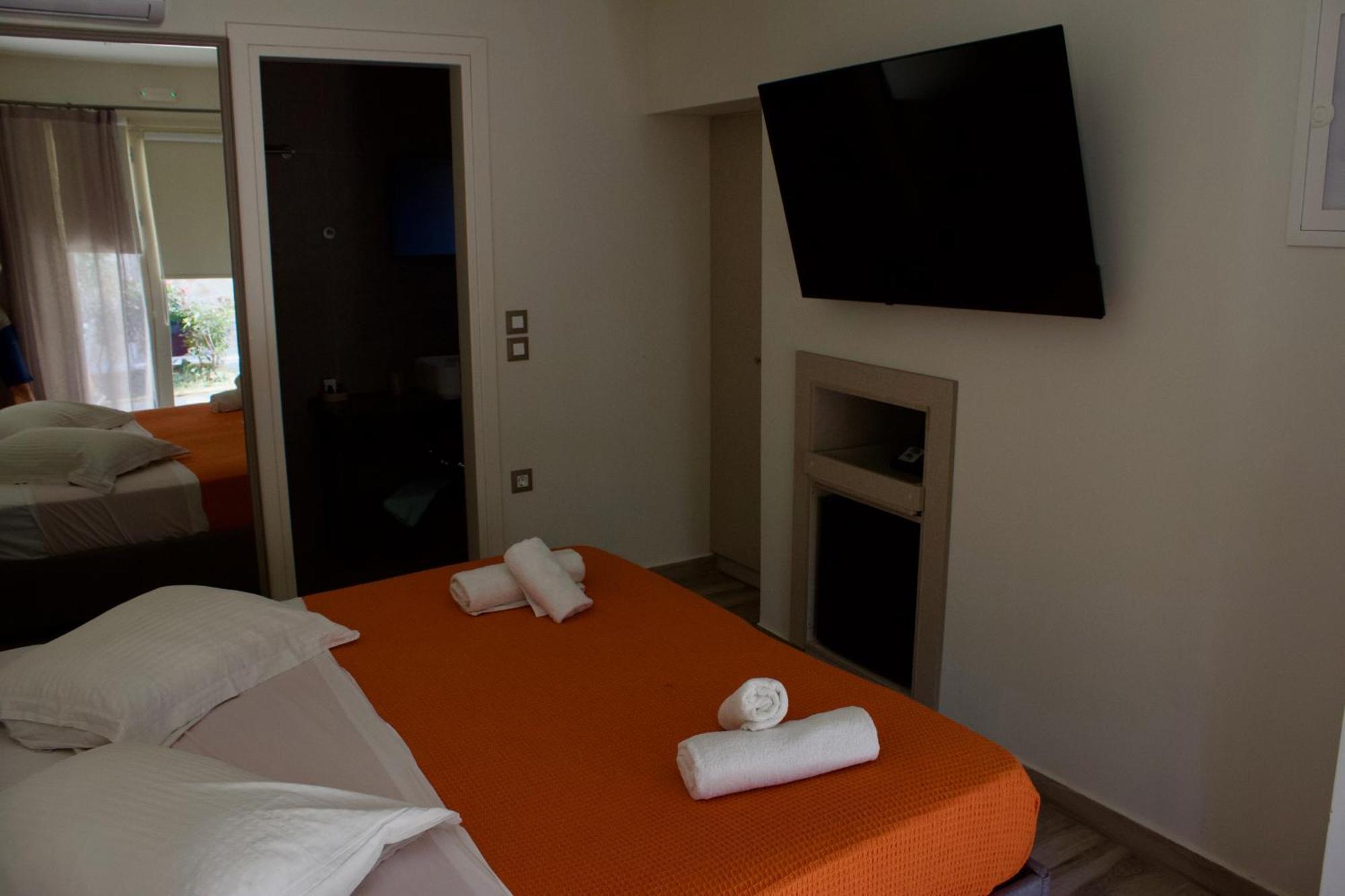 לאסי Makris Yialos Apartments מראה חיצוני תמונה